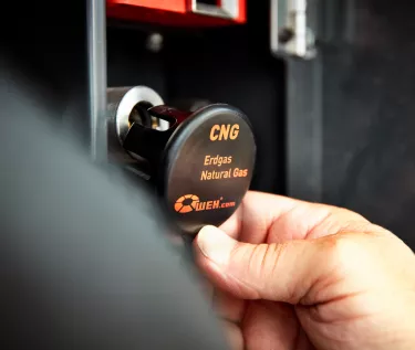 Valve for CNG refil on a Renault Trucks D 